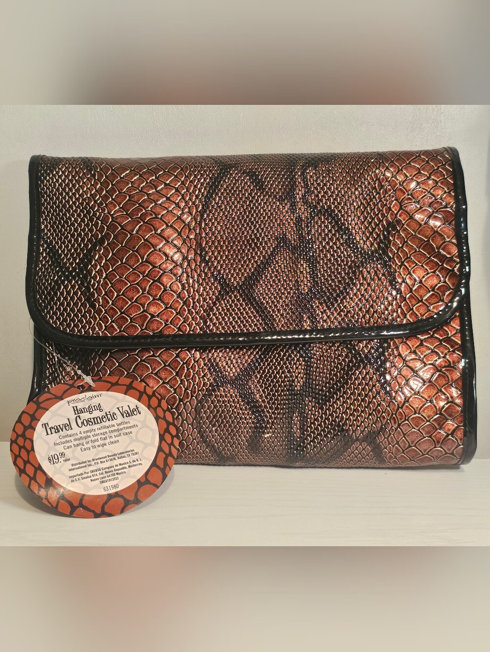 Proclaim Hanging Travel Cosmetic Valet